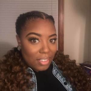 Meet your Posher, Janay